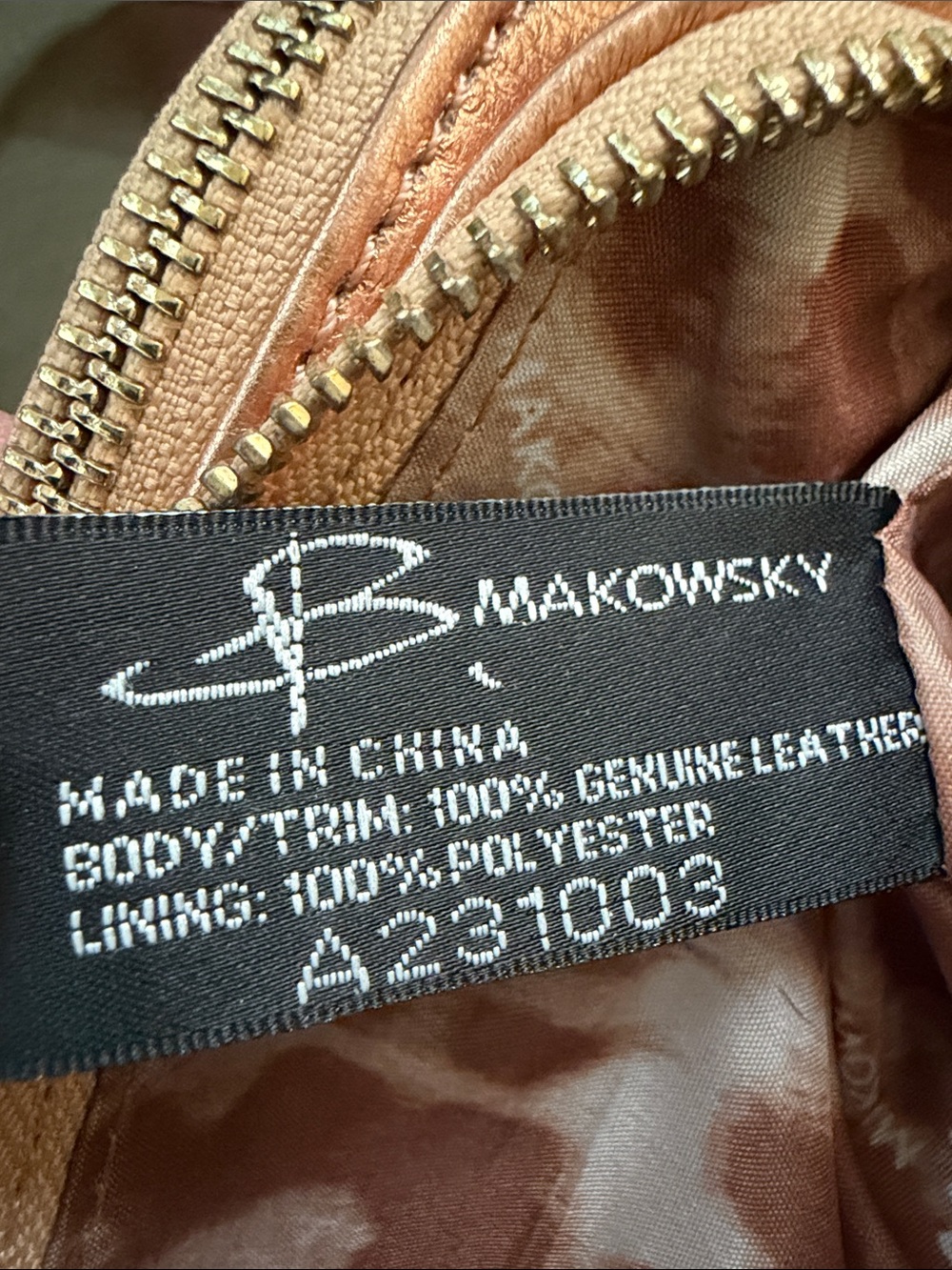 B Makowsky Metallic Rose Gold/Copper Leather Shoulder Bag - Picture 6 of 6